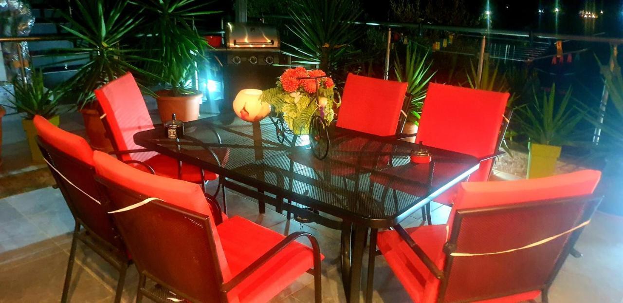 Perfect Suites Néosz Marmarász Kültér fotó
